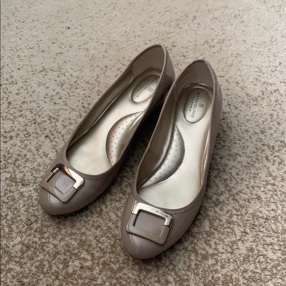 Bandolino nude pumps